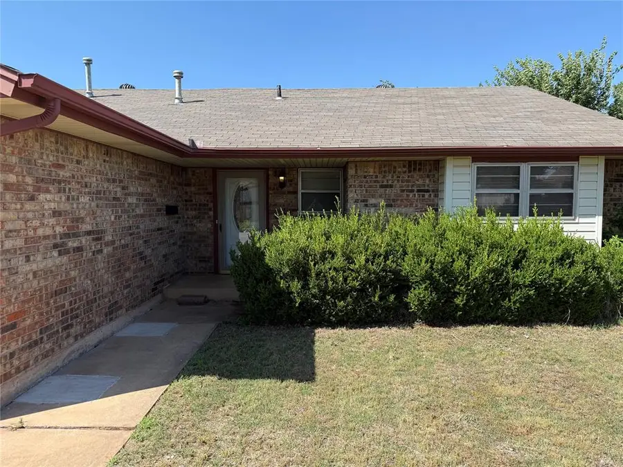 708 Wilkinson Drive, Moore, OK 73160 - #3