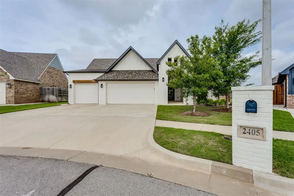 2405 Crystal Creek Drive, Yukon, OK 73099 - #1
