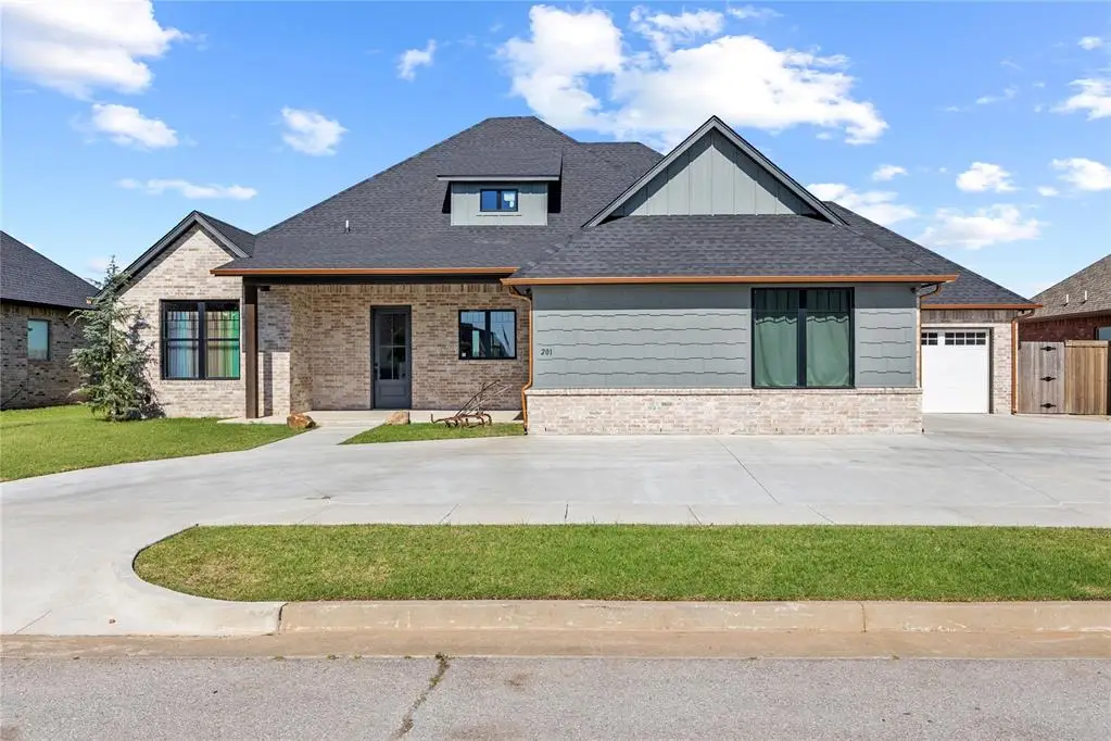 201 Carlow Way, Yukon, OK 73099 - #1