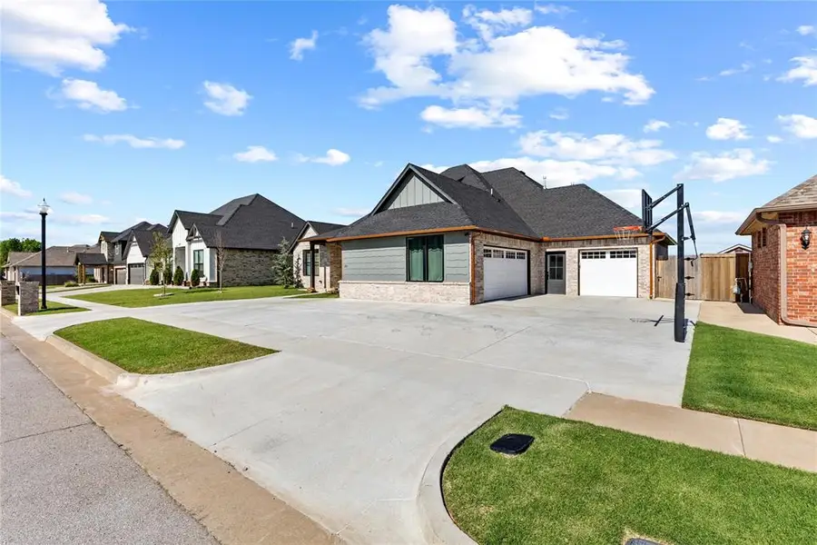 201 Carlow Way, Yukon, OK 73099 - #3