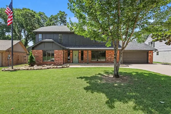 2404 Lytal Lane, Edmond, OK 73013