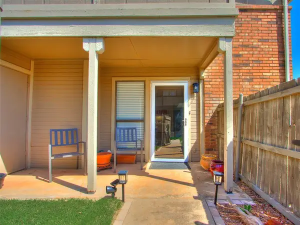 11417 Springhollow Road #904, Oklahoma City, OK 73120
