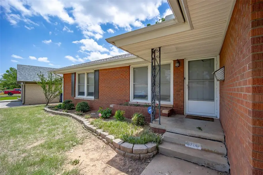 2716 NW 65th Street, Oklahoma City, OK 73116 - #2