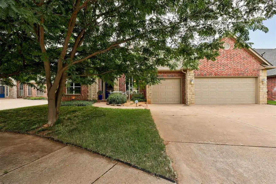 4309 Whirlaway, Edmond, OK 73025 - #2