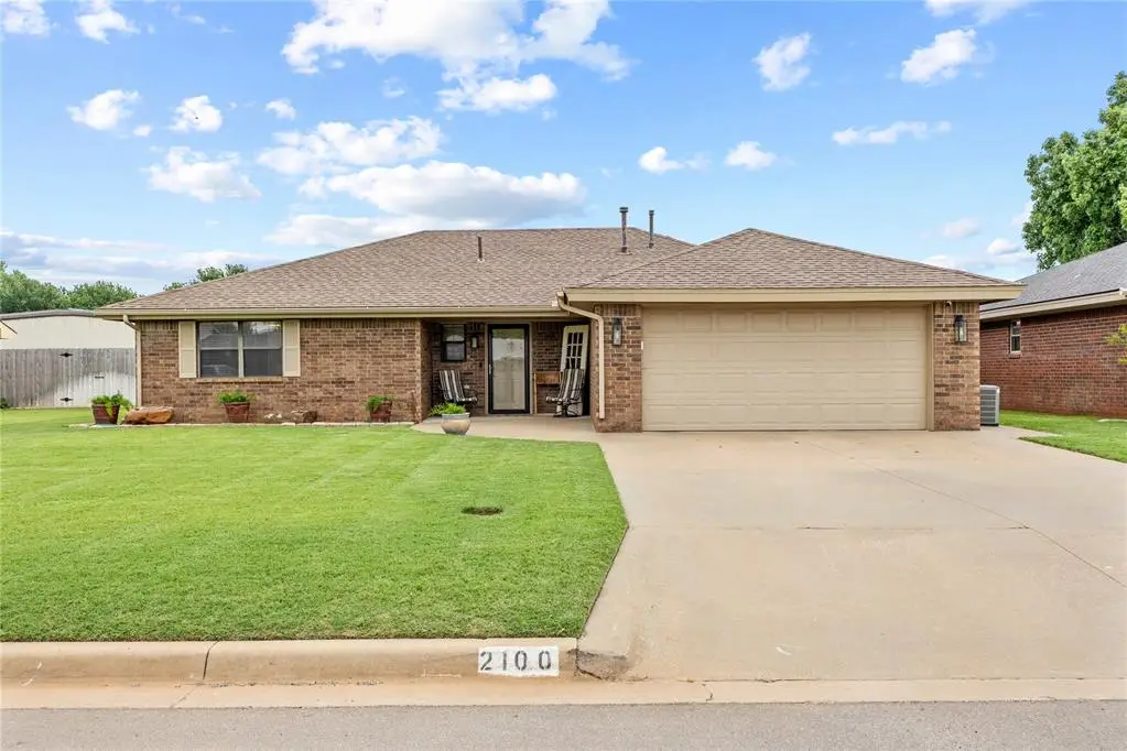 2100 Morgandee Lane, Weatherford, OK 73096 - #1
