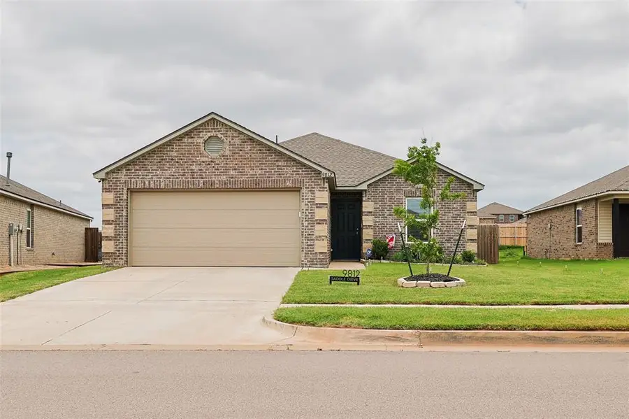 9812 Saddle Drive, Yukon, OK 73099 - #2