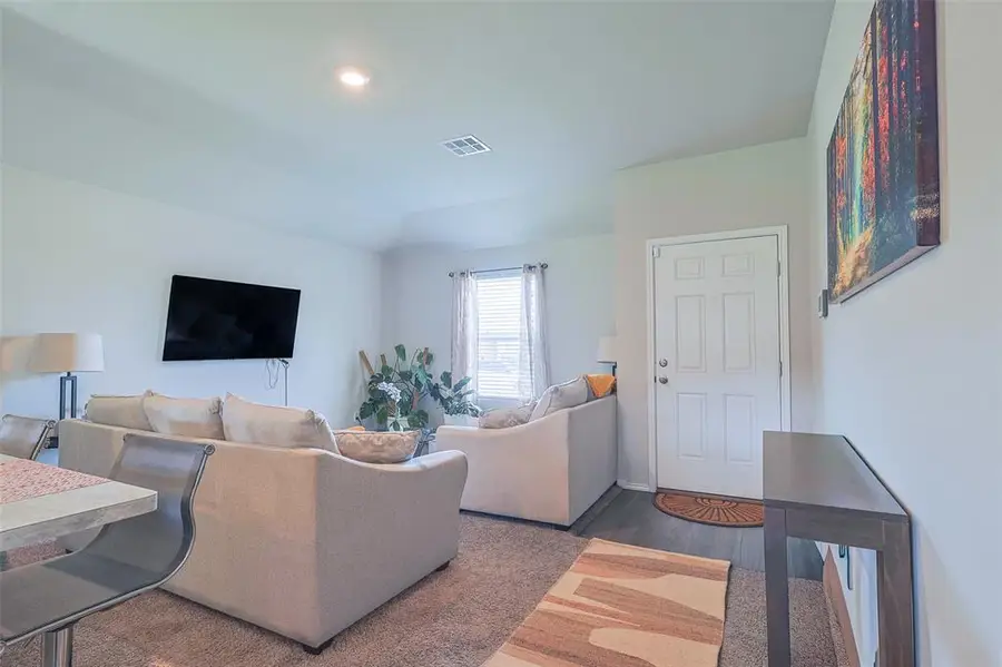 9812 Saddle Drive, Yukon, OK 73099 - #3