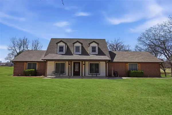 319 E Cedar Drive, Tuttle, OK 73089