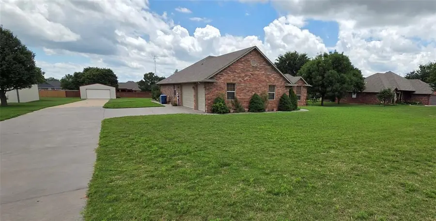 4110 Frontier Lane, Tuttle, OK 73089 - #3