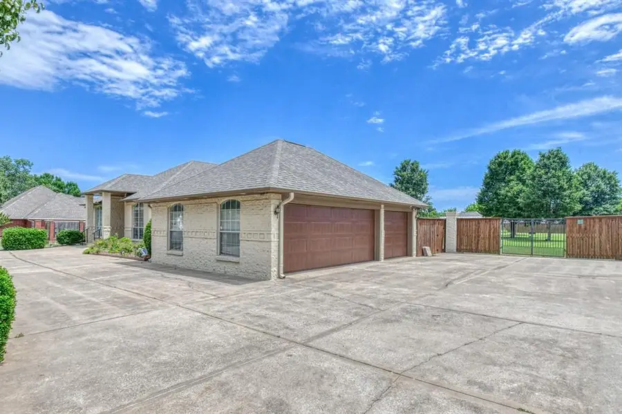 1508 SW 35th Street, Moore, OK 73160 - #3
