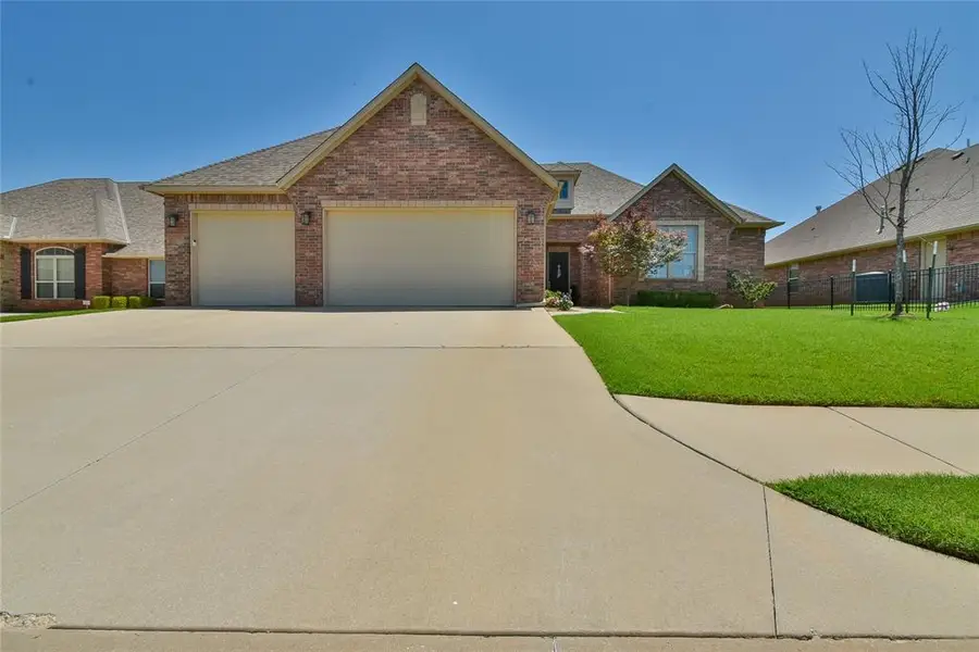 632 Spavinaw Street, Edmond, OK 73025 - #2