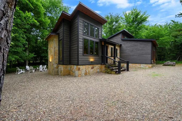 136 Morning Berry Trail, Broken Bow, OK 74728