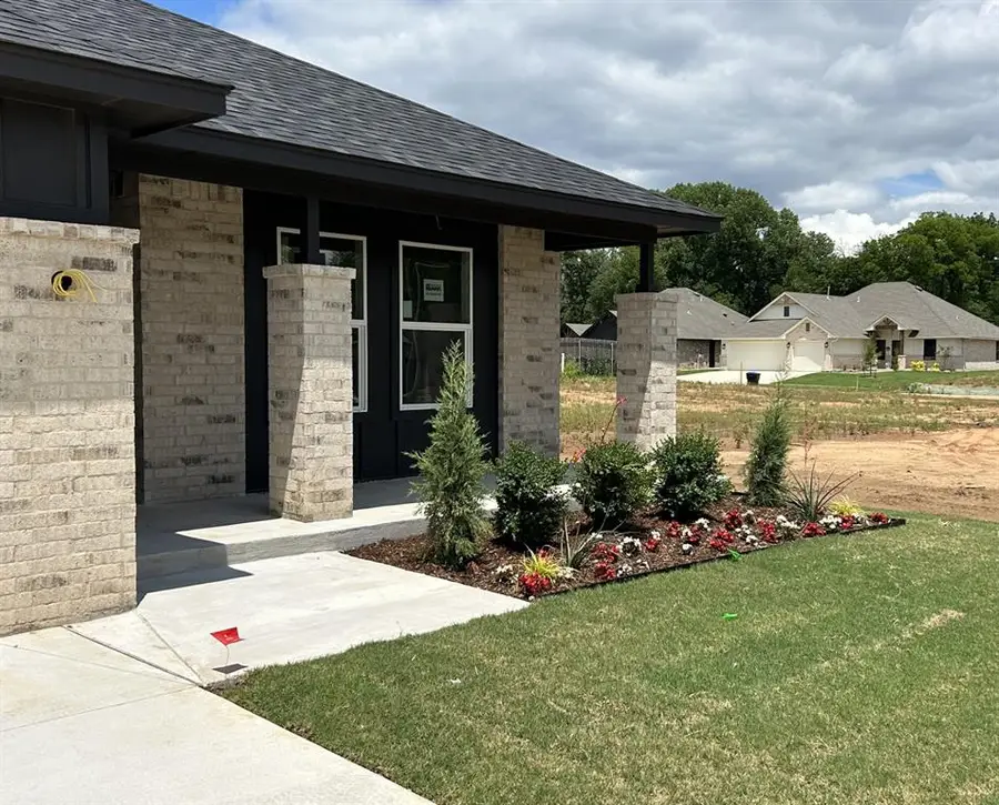 1203 Honeysuckle Hollow Drive, Noble, OK 73068 - #2