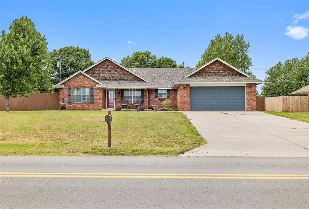 319 N Cimarron Road, Tuttle, OK 73089 - #1