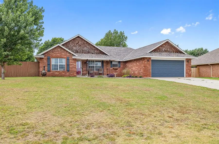 319 N Cimarron Road, Tuttle, OK 73089 - #2