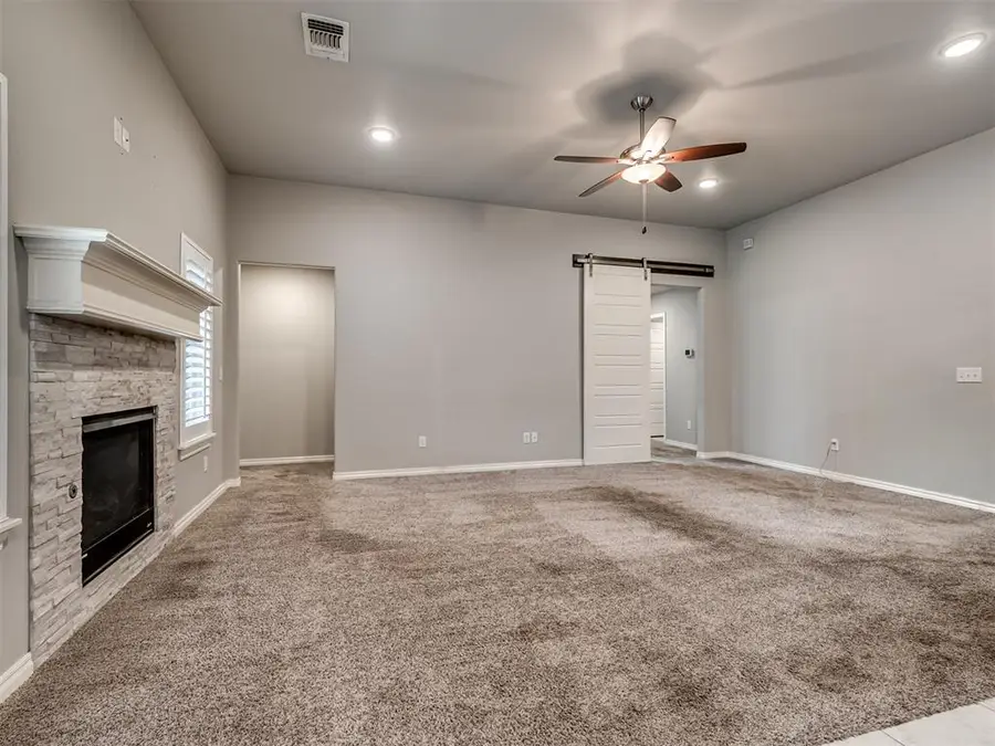 1305 N Storybrook Street, Mustang, OK 73064 - #2