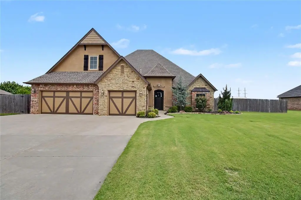 11917 Aaron Drive, Harrah, OK 73045 - #1