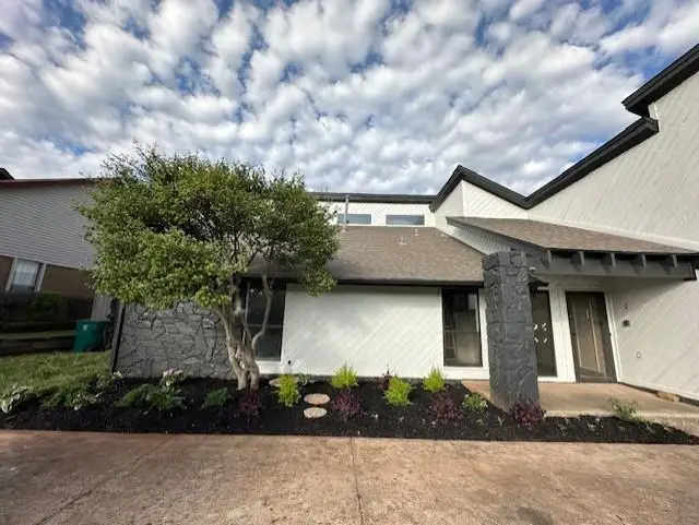 11609 Twisted Oak Road, Oklahoma City, OK 73120 - #2