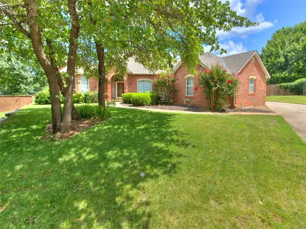 712 Fox Bend Trail, Edmond, OK 73034