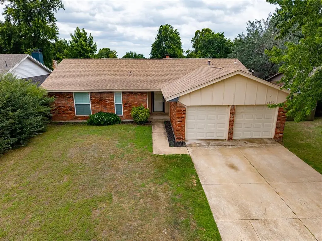 1112 SE 8th Street, Moore, OK 73160 - #1
