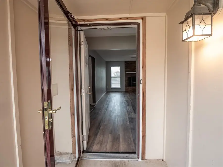 1112 SE 8th Street, Moore, OK 73160 - #3