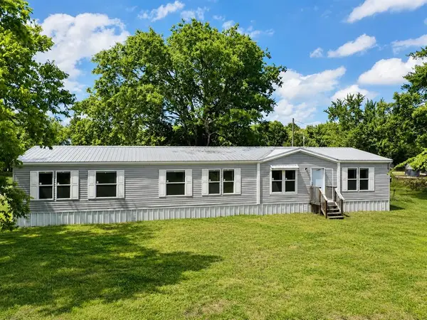 302 N N Avenue, Wapanucka, OK 73461