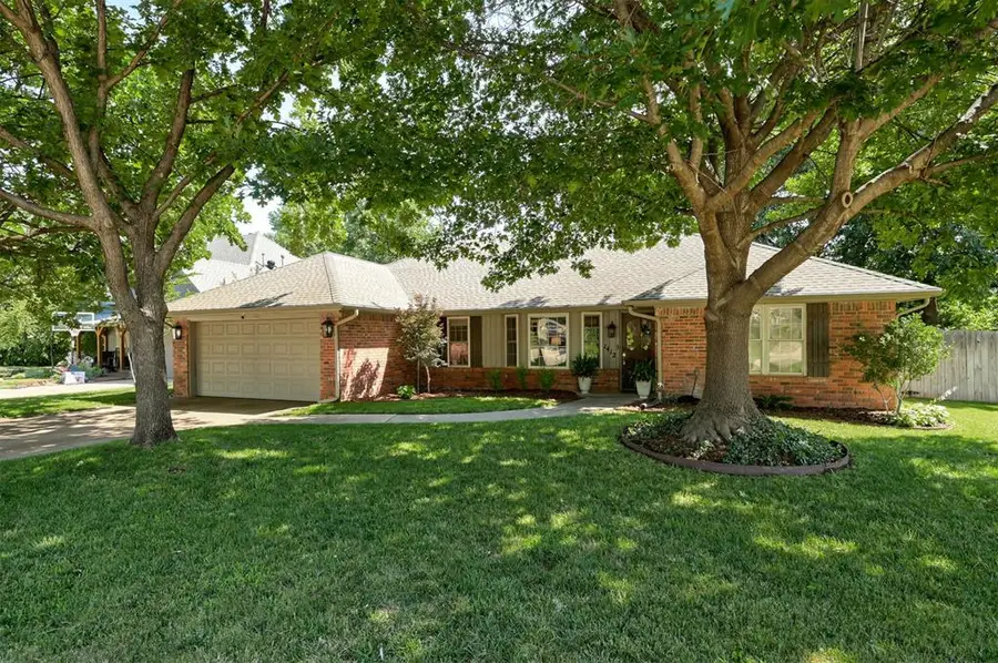 1412 Pine Oak Drive, Edmond, OK 73034 - #2