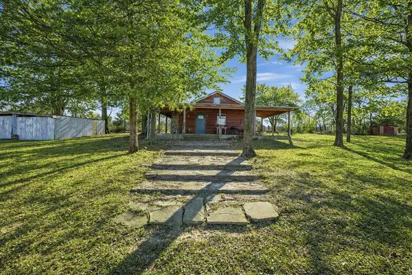 418258 E 1202 Road, Eufaula, OK 74432