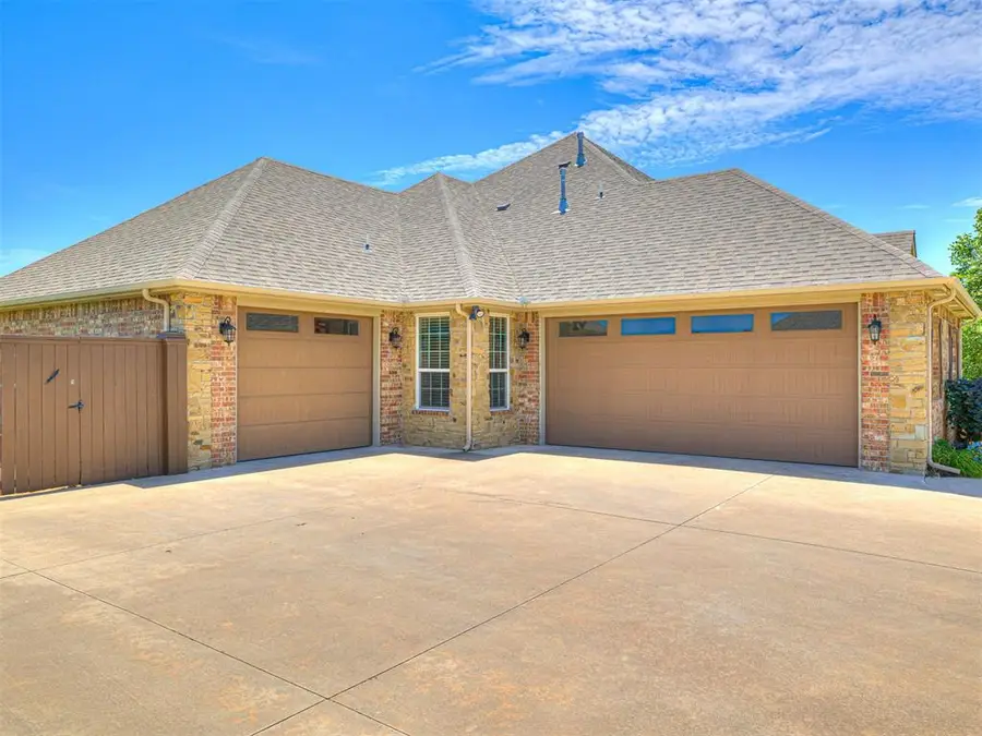 406 Rochester Court, Tuttle, OK 73089 - #3