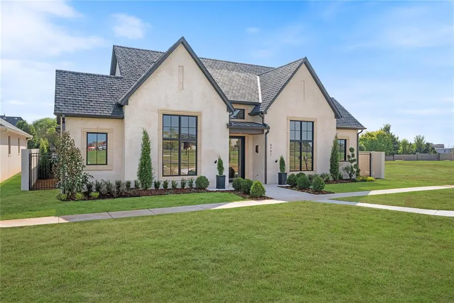 5701 Promenade Square, Oklahoma City, OK 73142 - #2