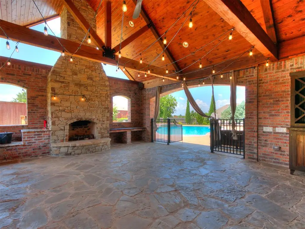 14401 Yorkshire Lane, Oklahoma City, OK 73142 - #1