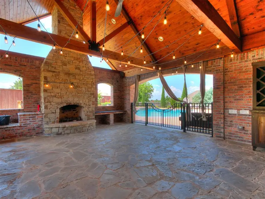 14401 Yorkshire Lane, Oklahoma City, OK 73142 - #2
