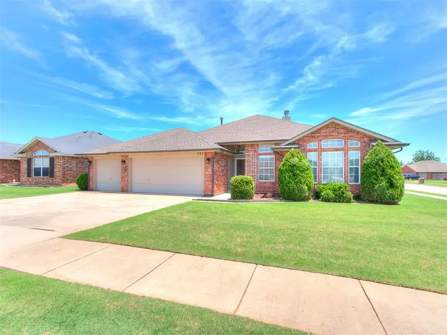 721 Eastview Drive, Yukon, OK 73099 - #3