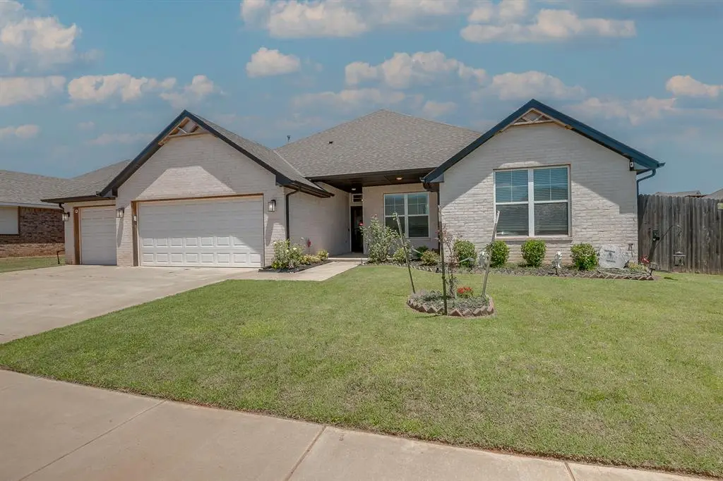 11017 SW 32nd Street, Yukon, OK 73099 - #1