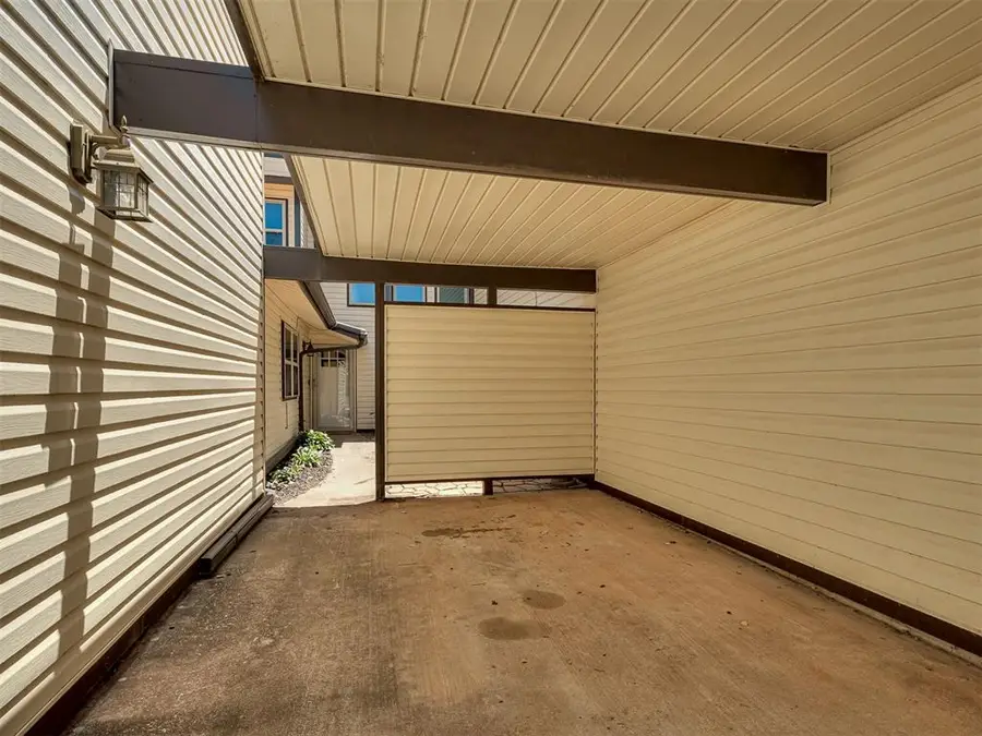 4606 Hemlock Lane, Oklahoma City, OK 73162 - #3
