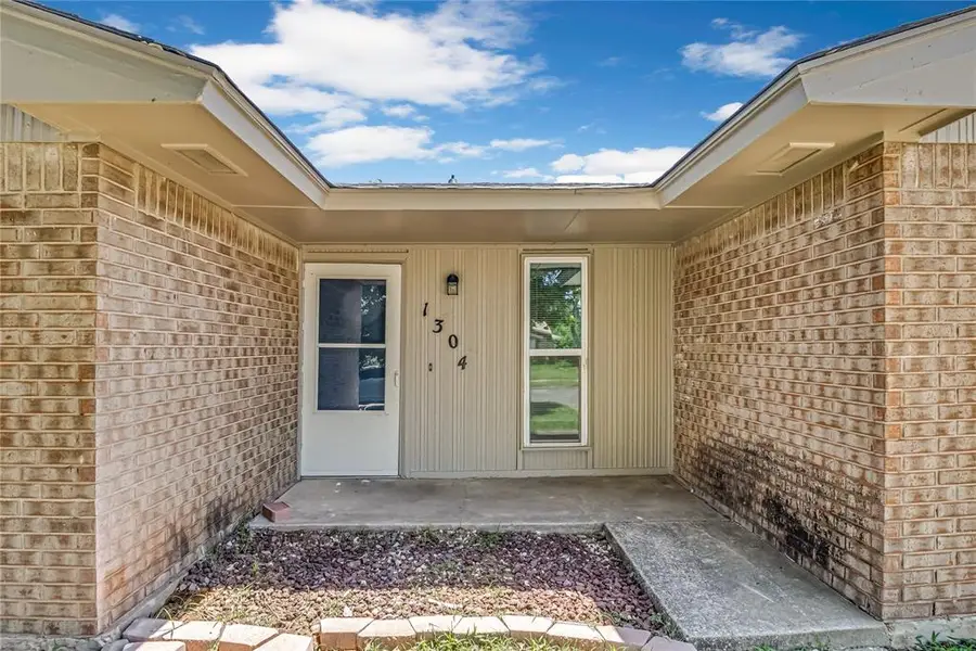 1304 Greenfield Drive, Edmond, OK 73012 - #2