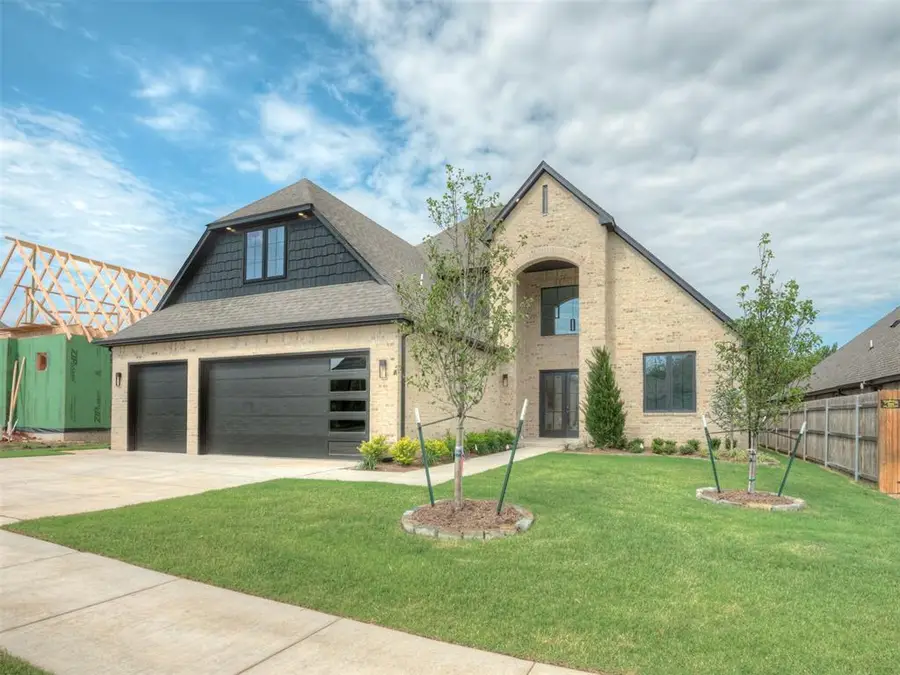 2805 Deer Valley Lane, Yukon, OK 73099 - #3