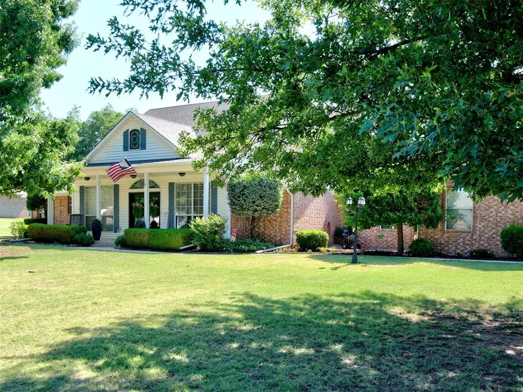 610 W Ridge Drive, Tuttle, OK 73089 - #1