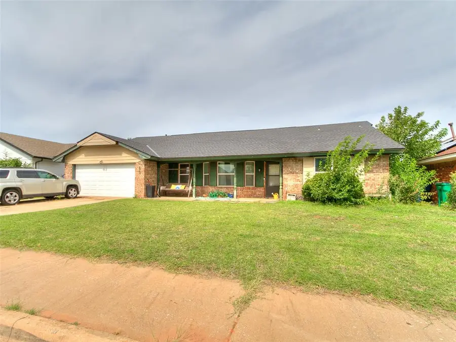 6605 Stonycreek Drive, Oklahoma City, OK 73132 - #2