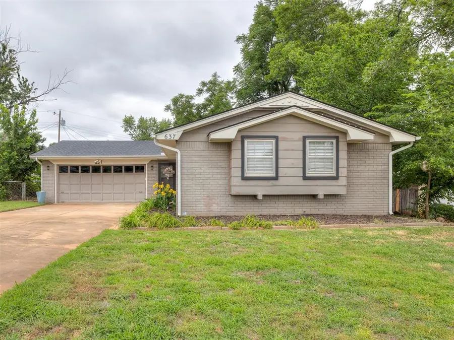 637 E 27th Street, Edmond, OK 73013 - #2