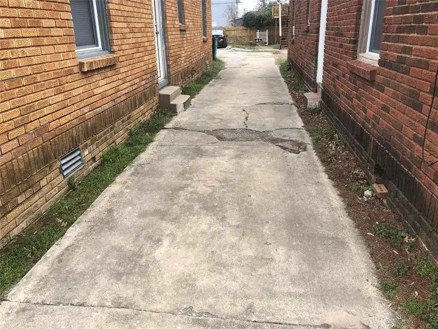 3018 NW 19th Street, Oklahoma City, OK 73107 - #3