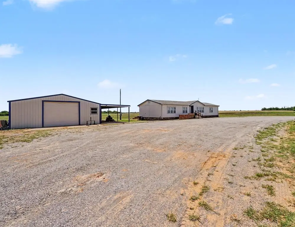 12238 N 1840 Road, Sayre, OK 73662 - #1
