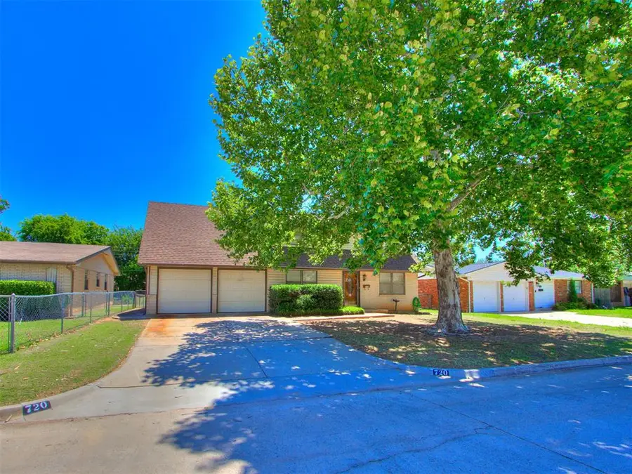720 Penn Lane, Moore, OK 73160 - #3