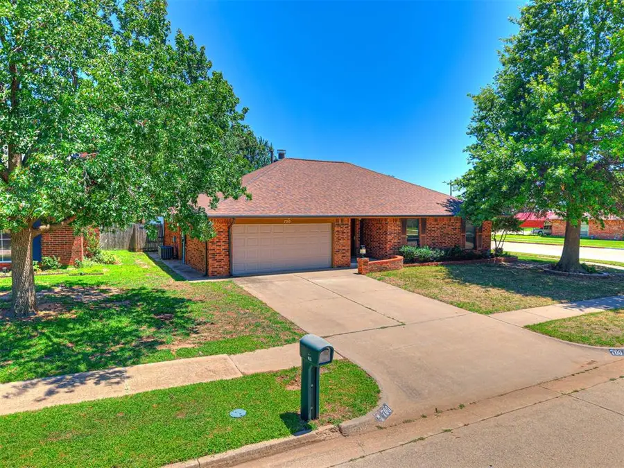 700 N Briarcliff Drive, Oklahoma City, OK 73170 - #3