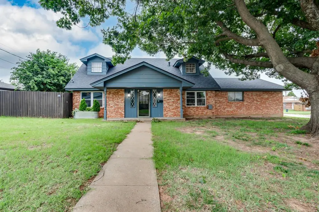 214 Del Mar Drive, Yukon, OK 73099 - #1