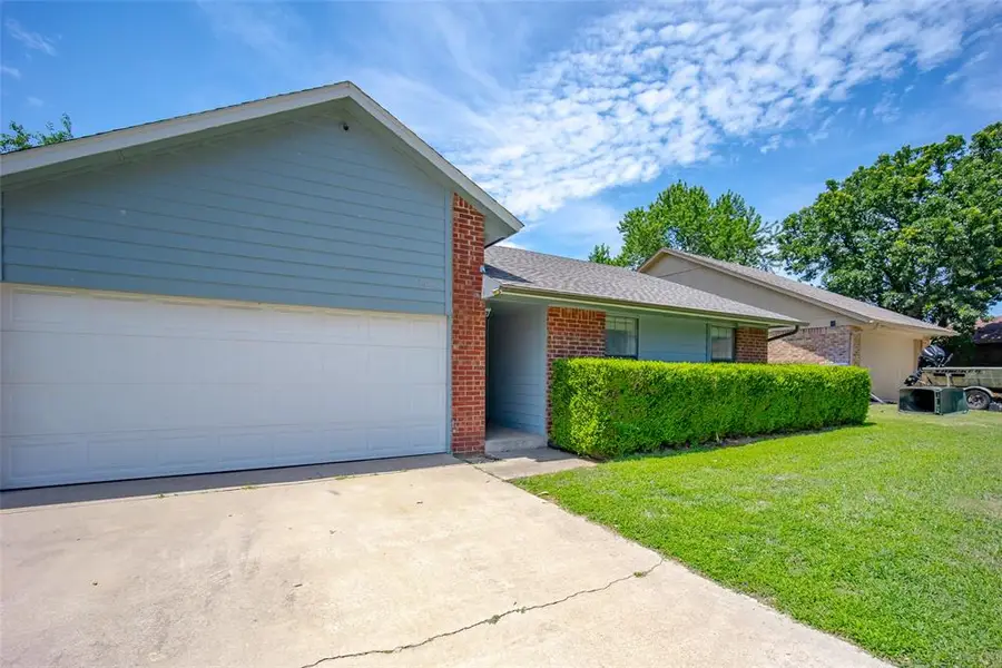 3608 Peregrine Drive, Norman, OK 73072 - #3