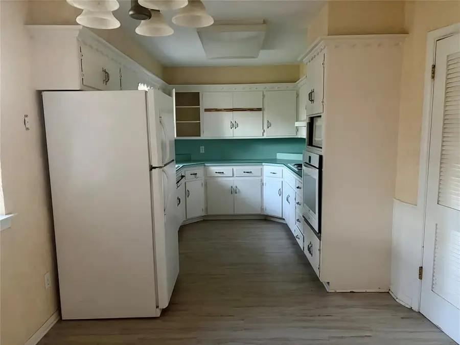 4116 NW 61st Terrace, Oklahoma City, OK 73112 - #3