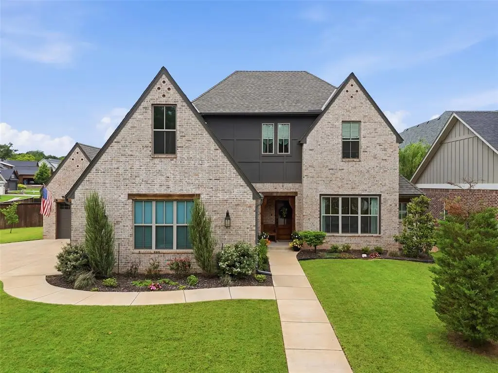 2801 Tandem Bike Trail, Edmond, OK 73034 - #1