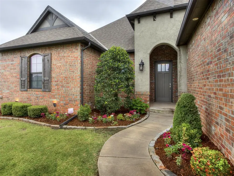 3337 Sage Brush Place, Yukon, OK 73099 - #2