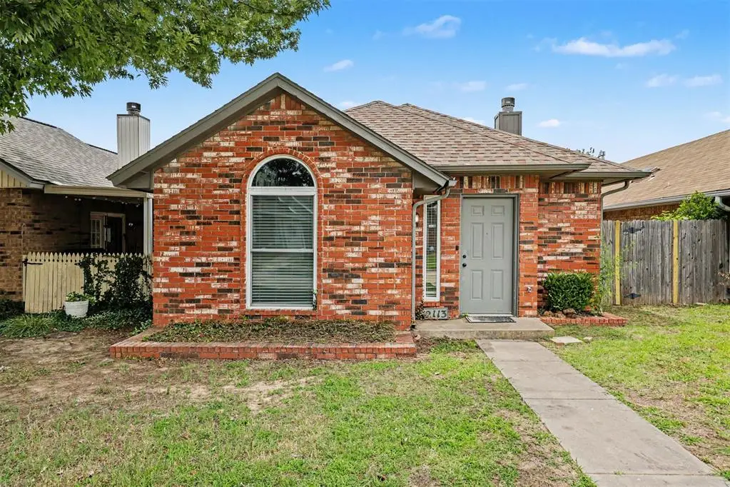 2113 S Robinson Avenue, Moore, OK 73170 - #1